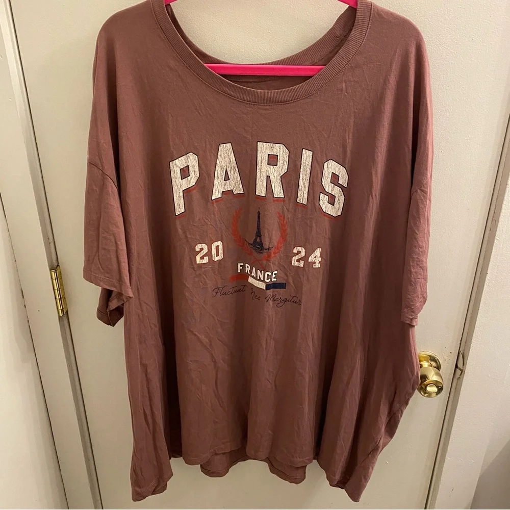 Torrid Paris Graphic Tee Size 5X - Picture 3 of 6